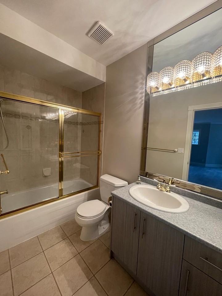 3057 Plateau Boulevard - Photo 2 of 15