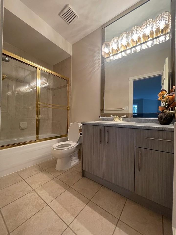 3057 Plateau Boulevard - Photo 5 of 15