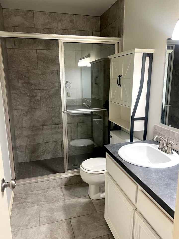 803 S 24th St #B - Photo 6 of 11