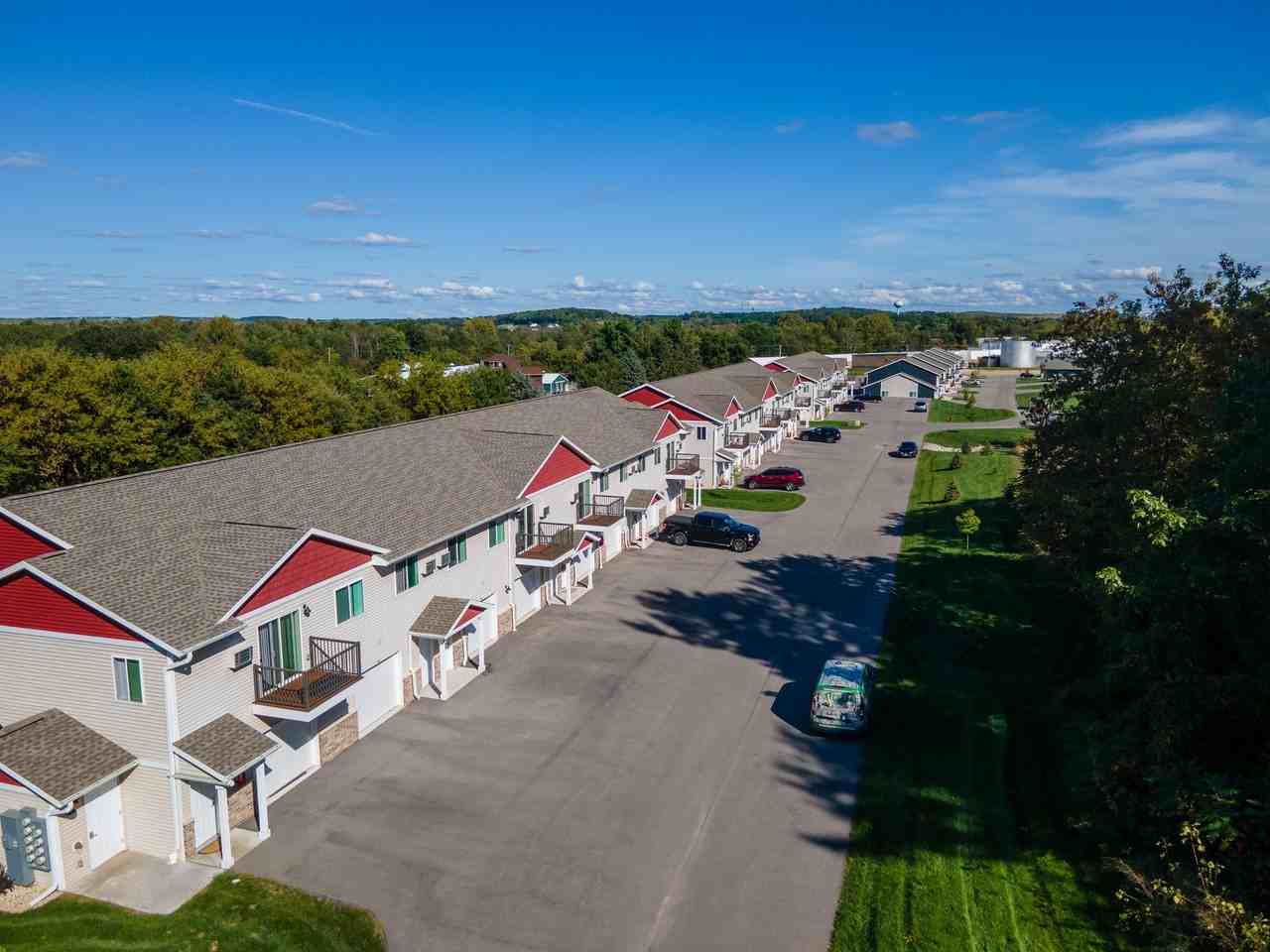 SCS Hortonville - Photo 6 of 50