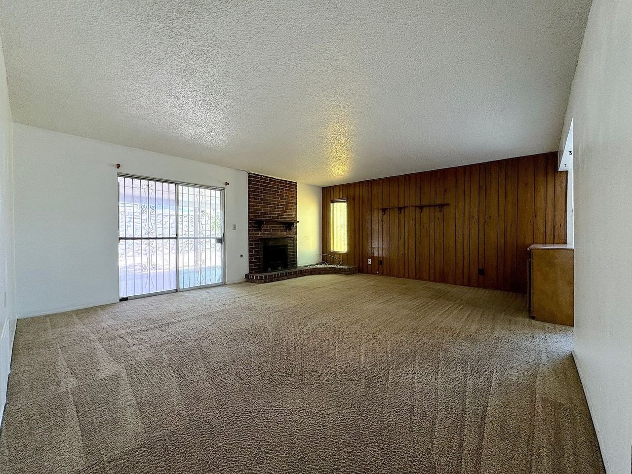 10469 Aphonia Dr - Photo 4 of 18