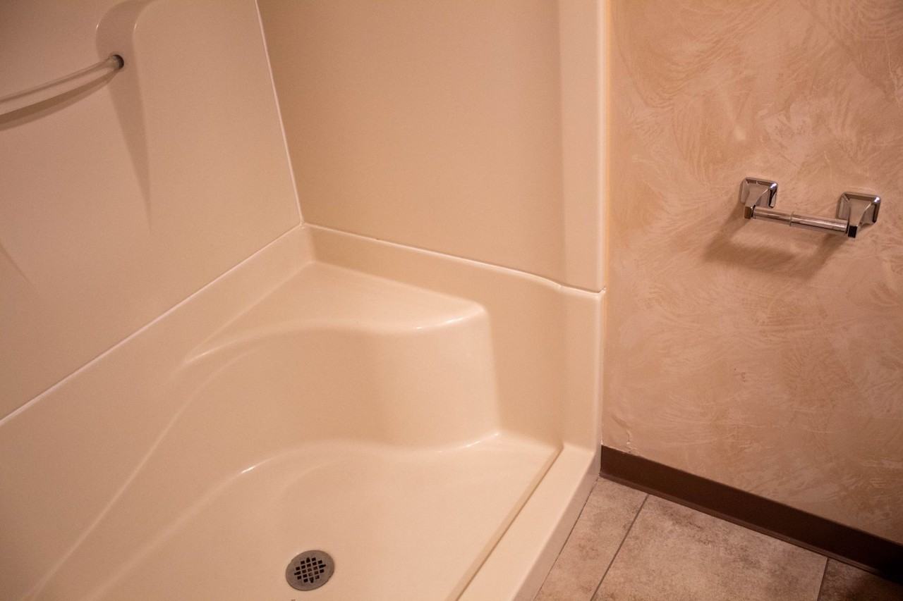 603 E Clark - Photo 6 of 23