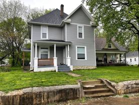 625 W. Lynn - Photo 1 of 1