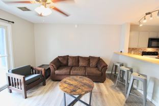 1348 Hunters Rd Apt B #Apt B - Photo 1 of 1
