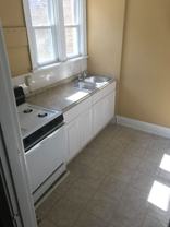 One-Bedroom Unit Available in Walnut Hills - Heat and Water Included - Photo 1 of 1