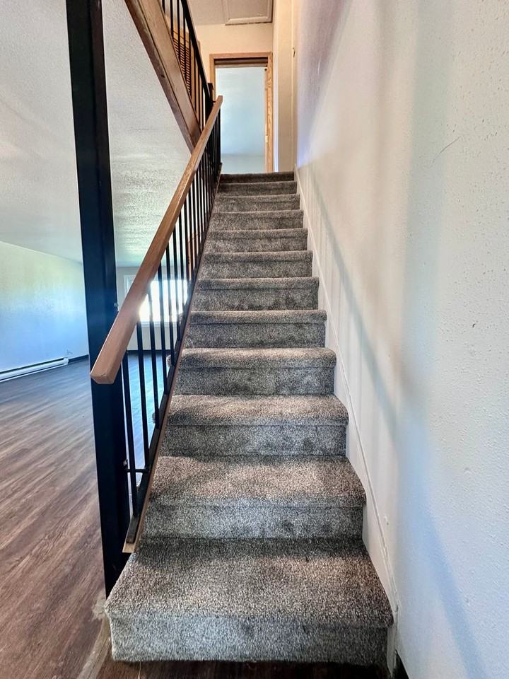 955 4th St SW - Photo 3 of 16