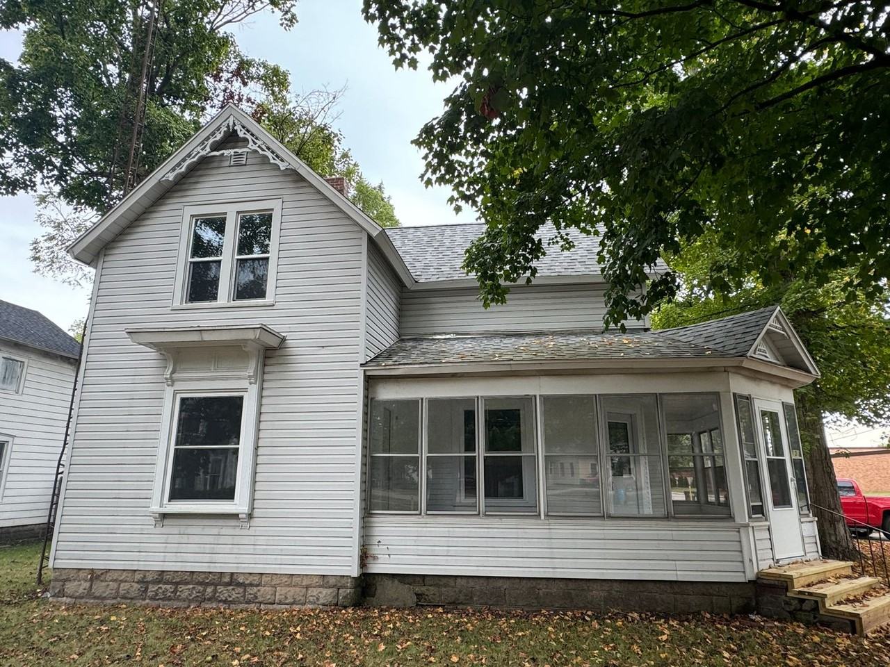 101 James St - Photo 3 of 17