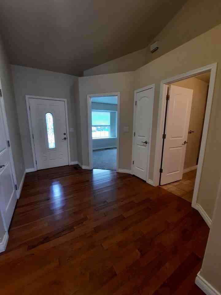 3626 Bunker Dr - Photo 2 of 27