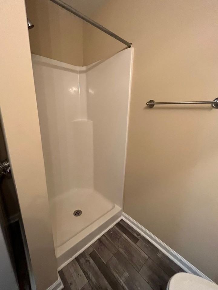 153B Whiting Ave - Photo 7 of 9