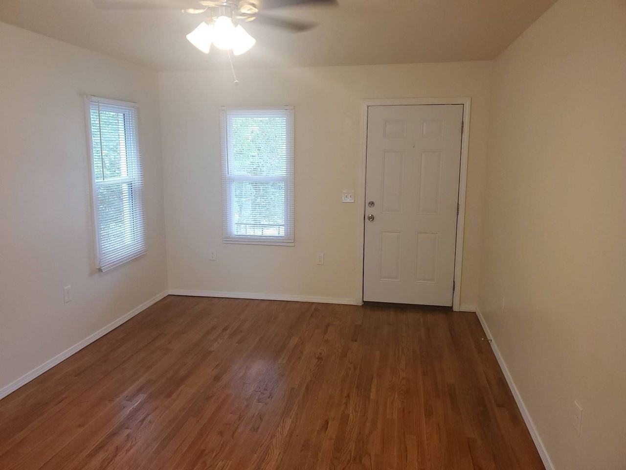 2143 Ne 19th St - Photo 7 of 17