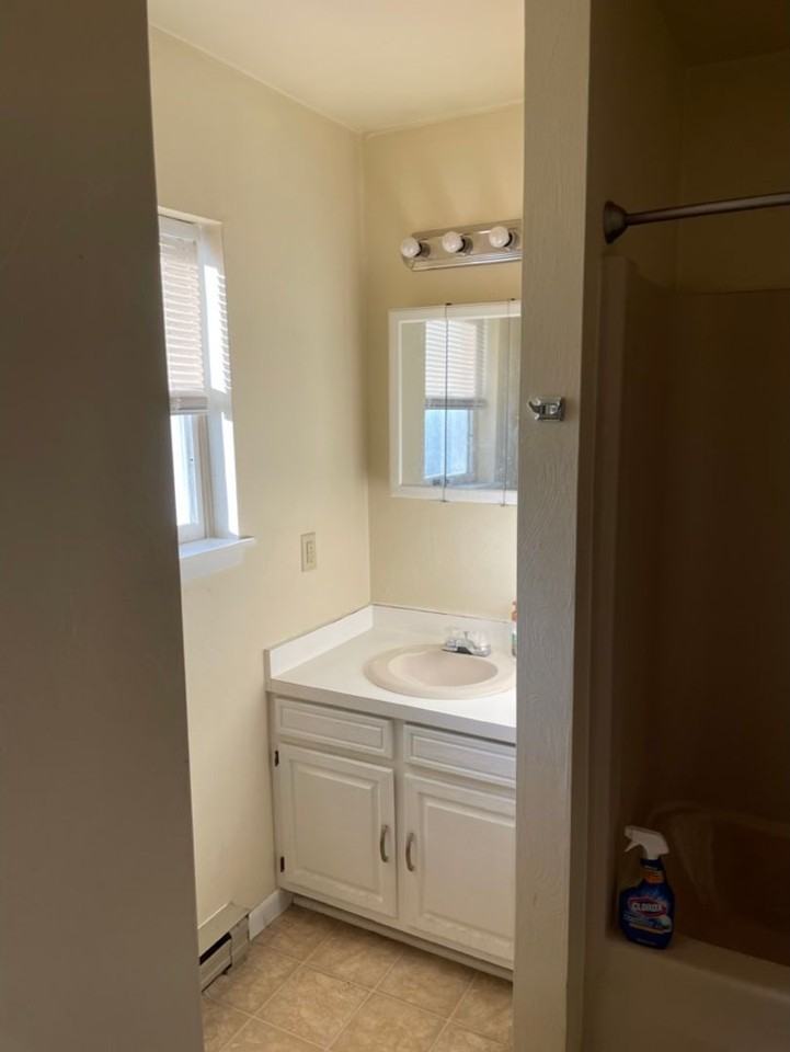 Brick Row Commons - Photo 4 of 9