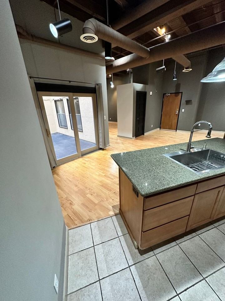 315 W Riverside Ave #305 - Photo 6 of 14