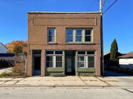 featured image of 515 Forest St