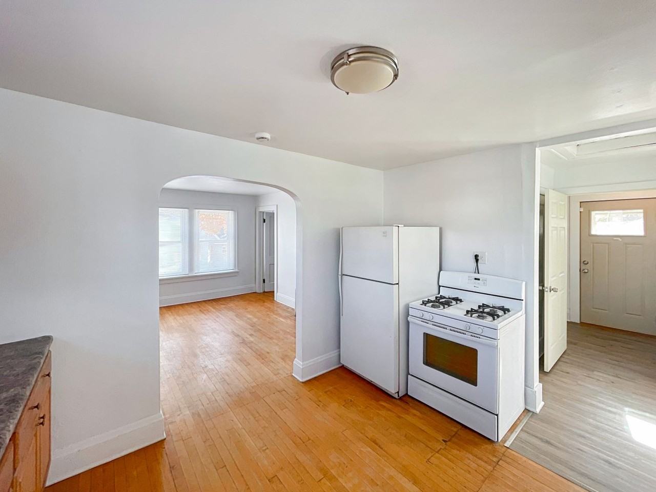 515 Forest St. - Photo 3 of 16