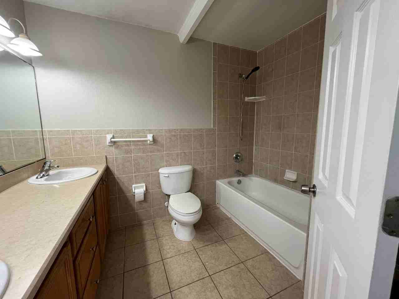 235 Steward Ter - Photo 7 of 14