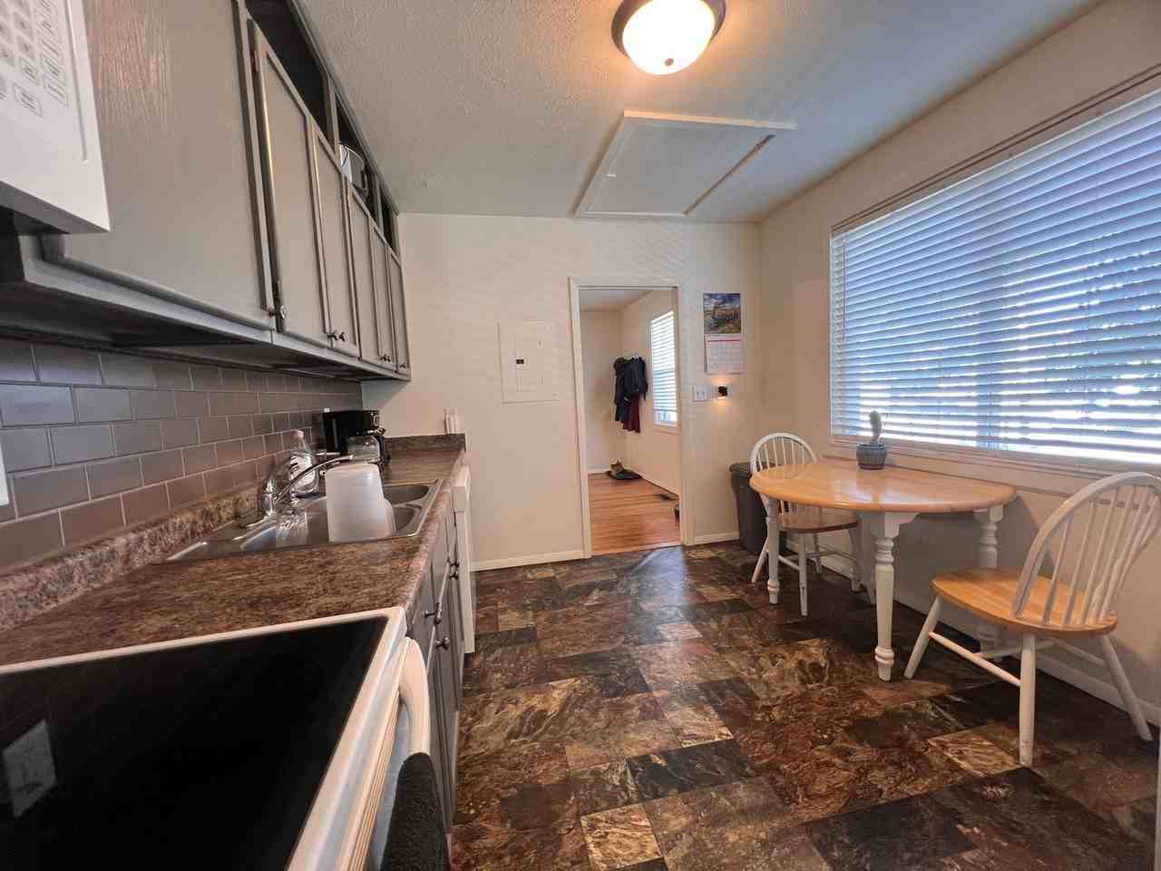 1350 Meade Ave - Photo 7 of 21