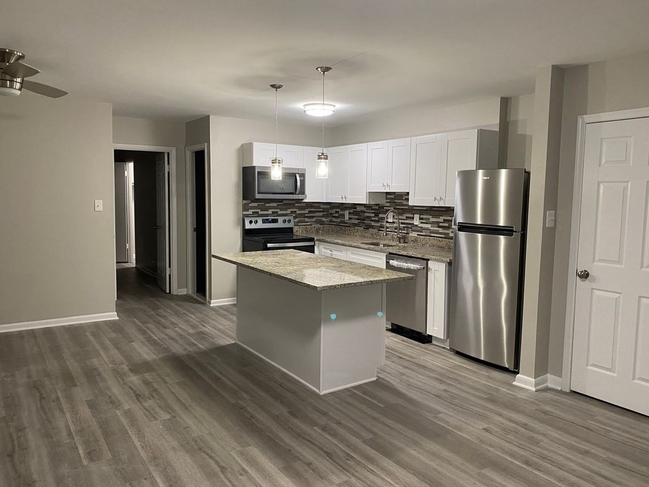 6220 Edsall Rd - Photo 2 of 14