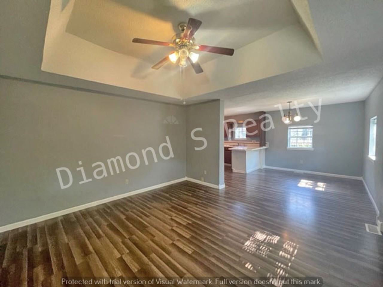 2119 N Howard Ave - Photo 2 of 17