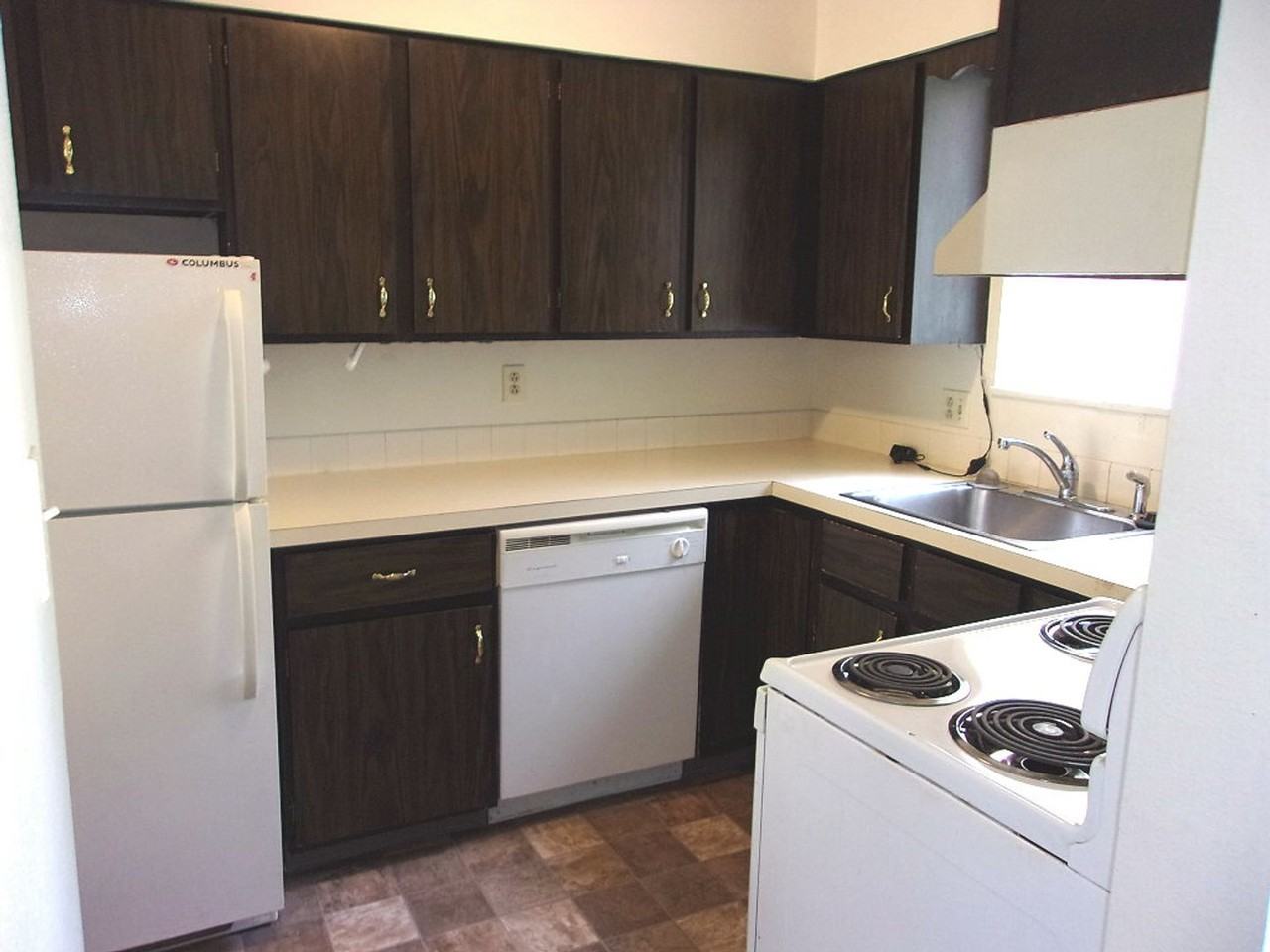 2713 Leisure - Photo 3 of 6