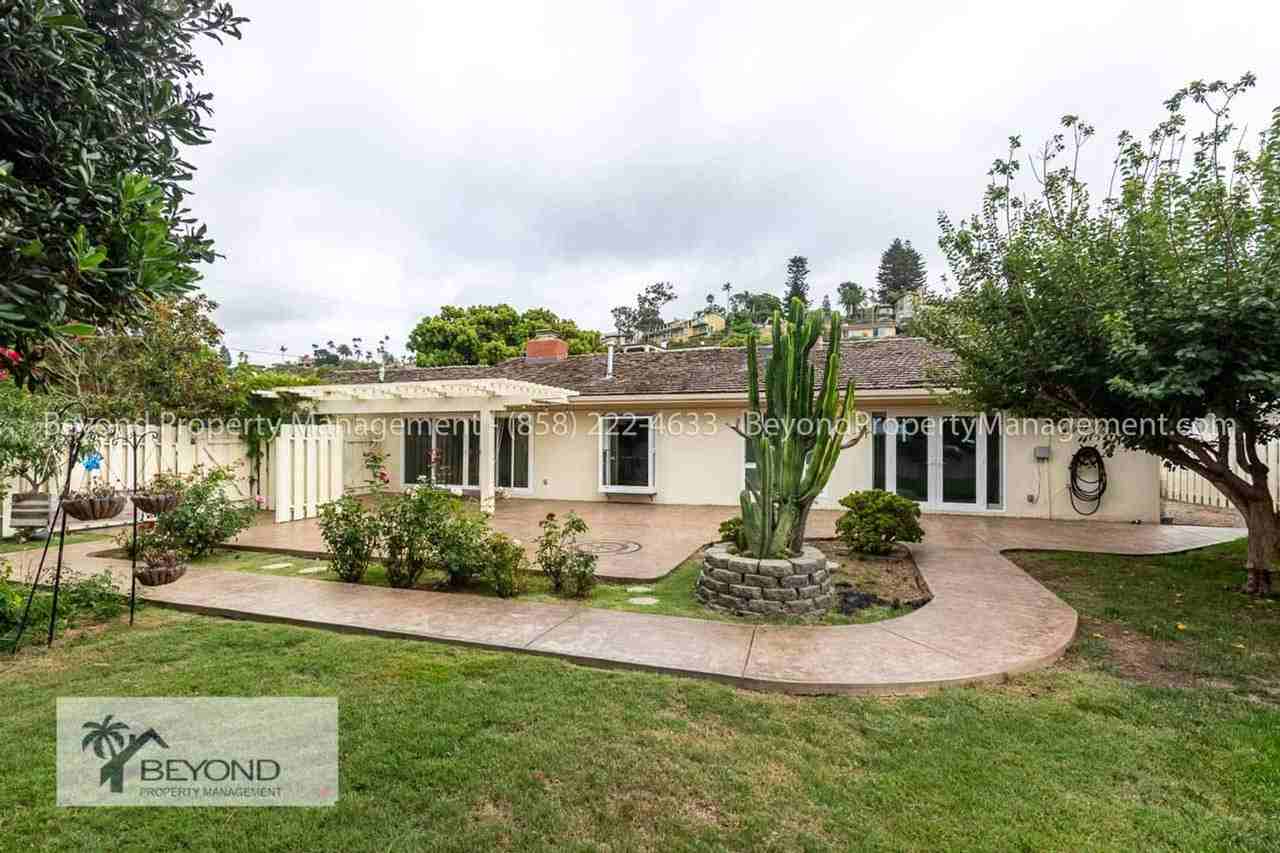 6536 Avenida Manana - Photo 2 of 26