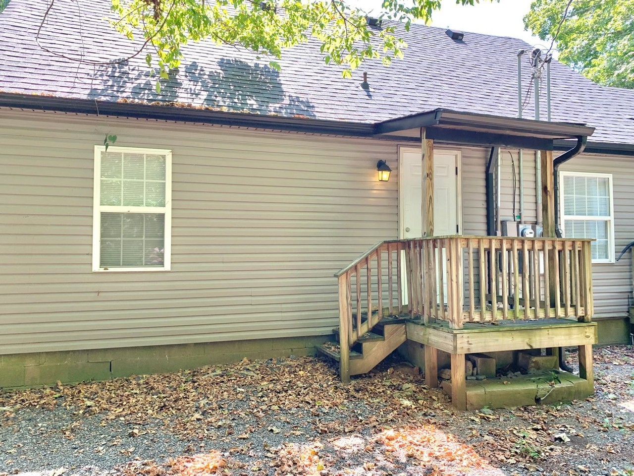 1541 Madison St - Photo 2 of 10