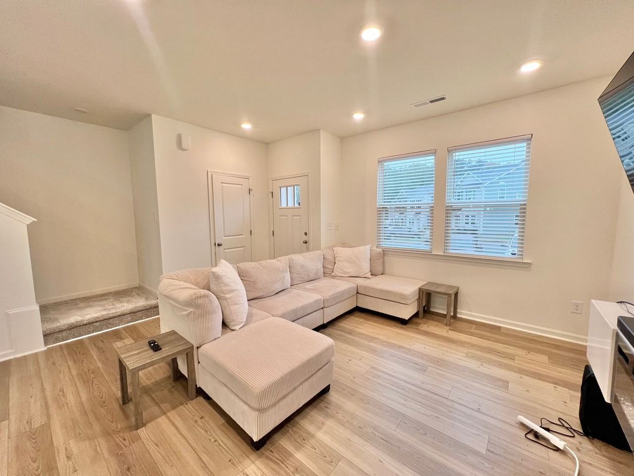 3096 Spline Cir - Photo 3 of 24