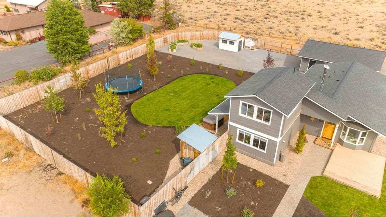 16958 Varco Rd - Photo 2 of 14