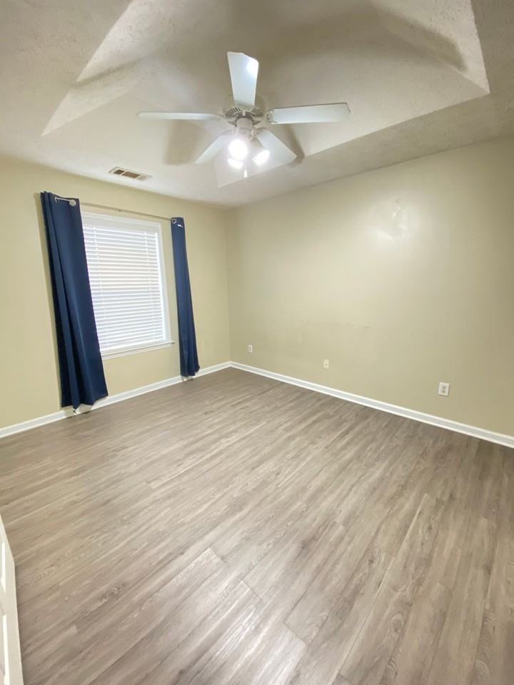 1944 Rick Dr - Photo 6 of 7