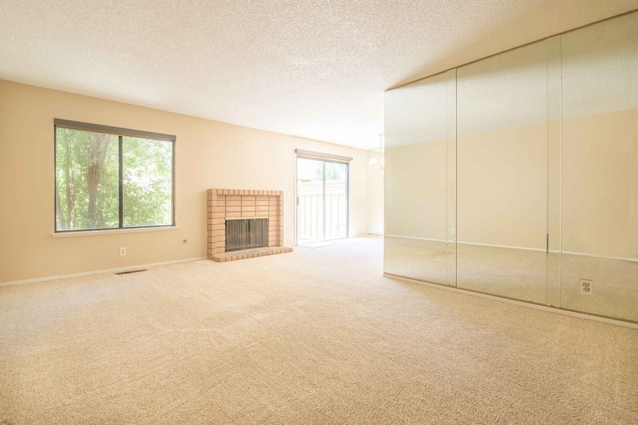 2036 Stone Pine Ct - Photo 3 of 16