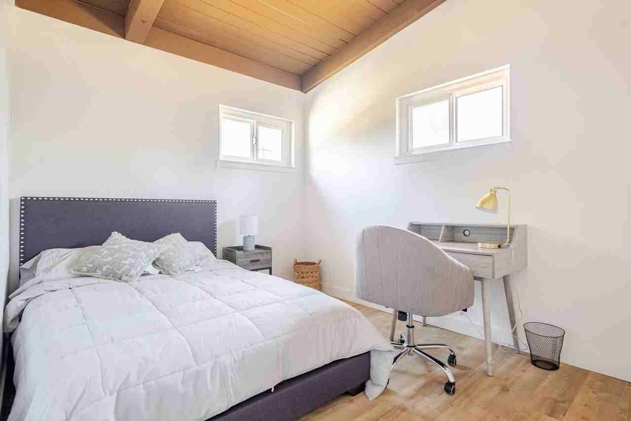 4824 Boyd Dr - Photo 3 of 49