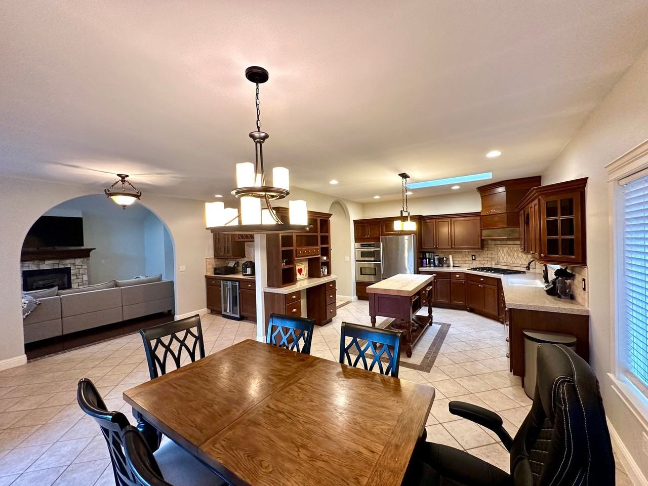 4448 Castlerock Dr - Photo 5 of 27