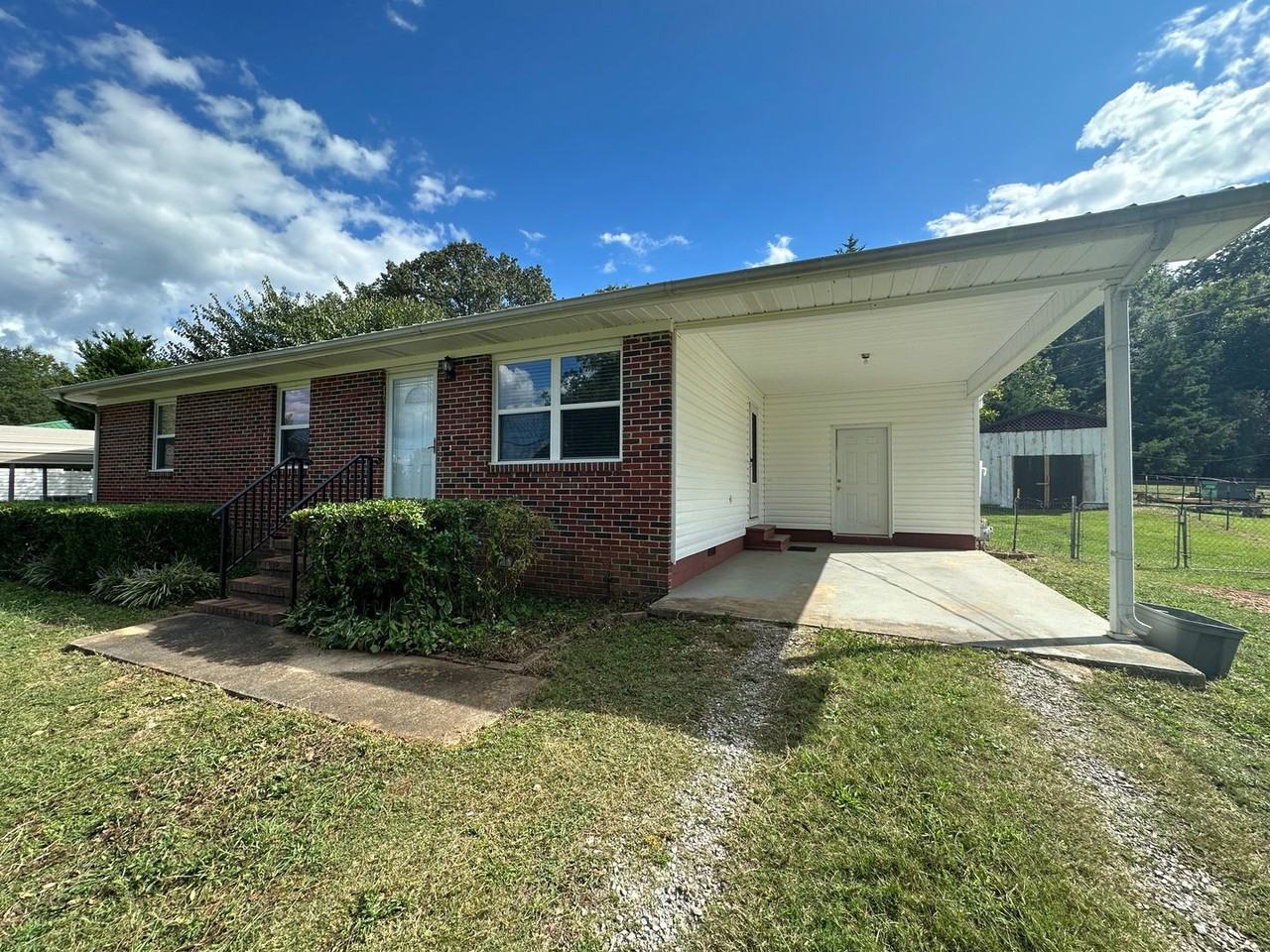 270 Woodard Ave - Photo 2 of 16