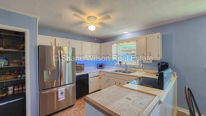 2676 Peavine Rd - Photo 3 of 50
