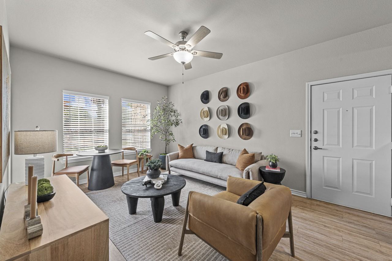 Springmarc - Photo 5 of 126