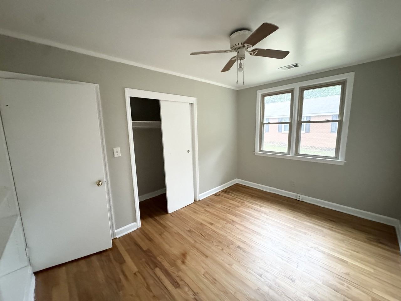 3453 Vineville Avenue - Photo 3 of 9