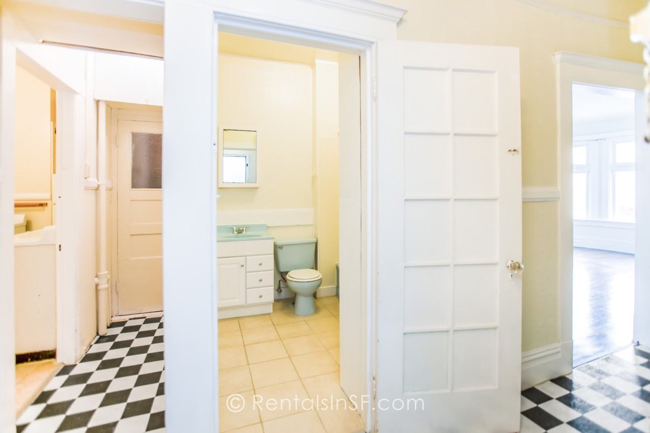 1232 Arguello Blvd #1 - Photo 3 of 8
