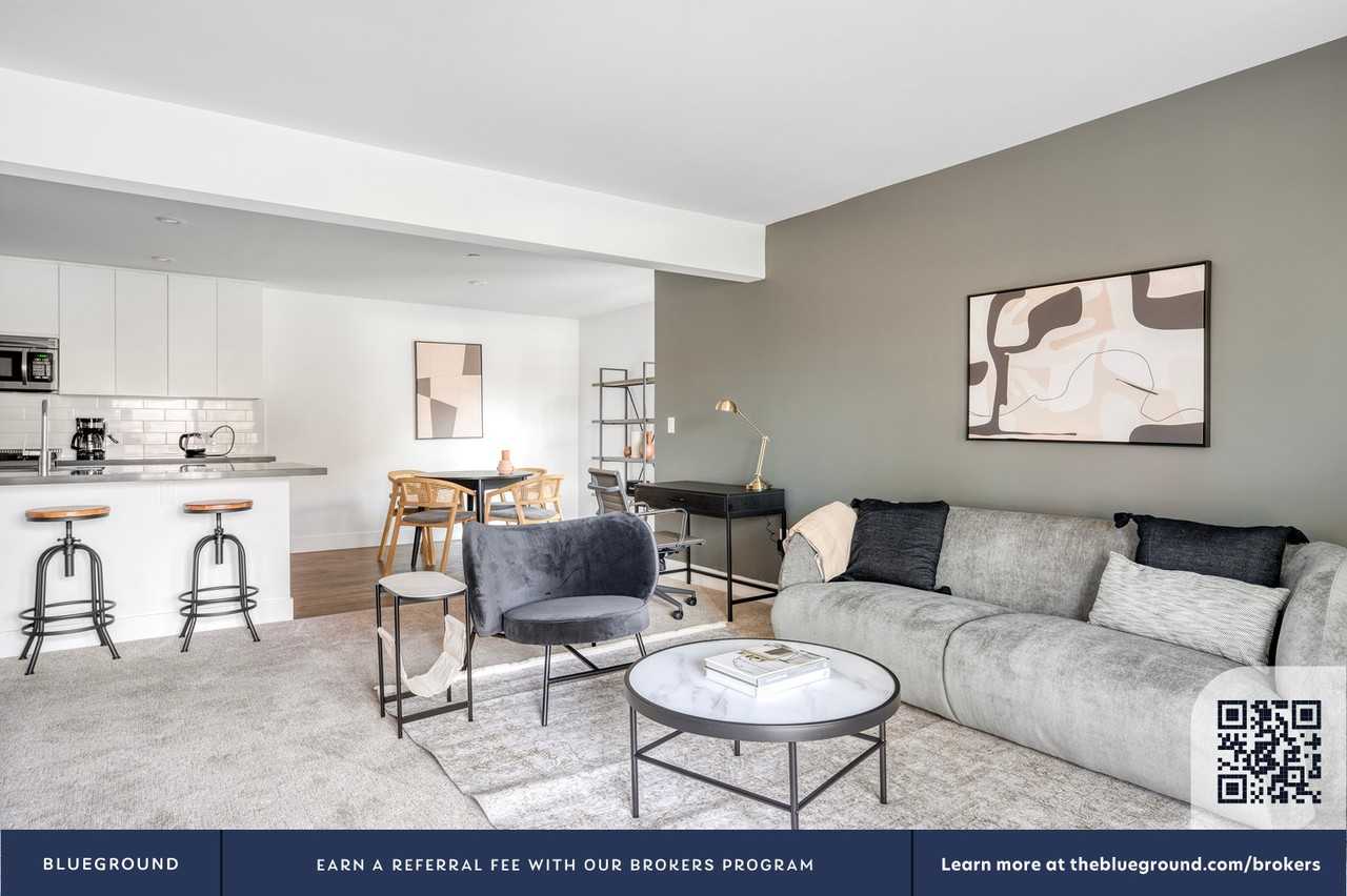 350 Sharon Park Drive - Photo 4 of 40