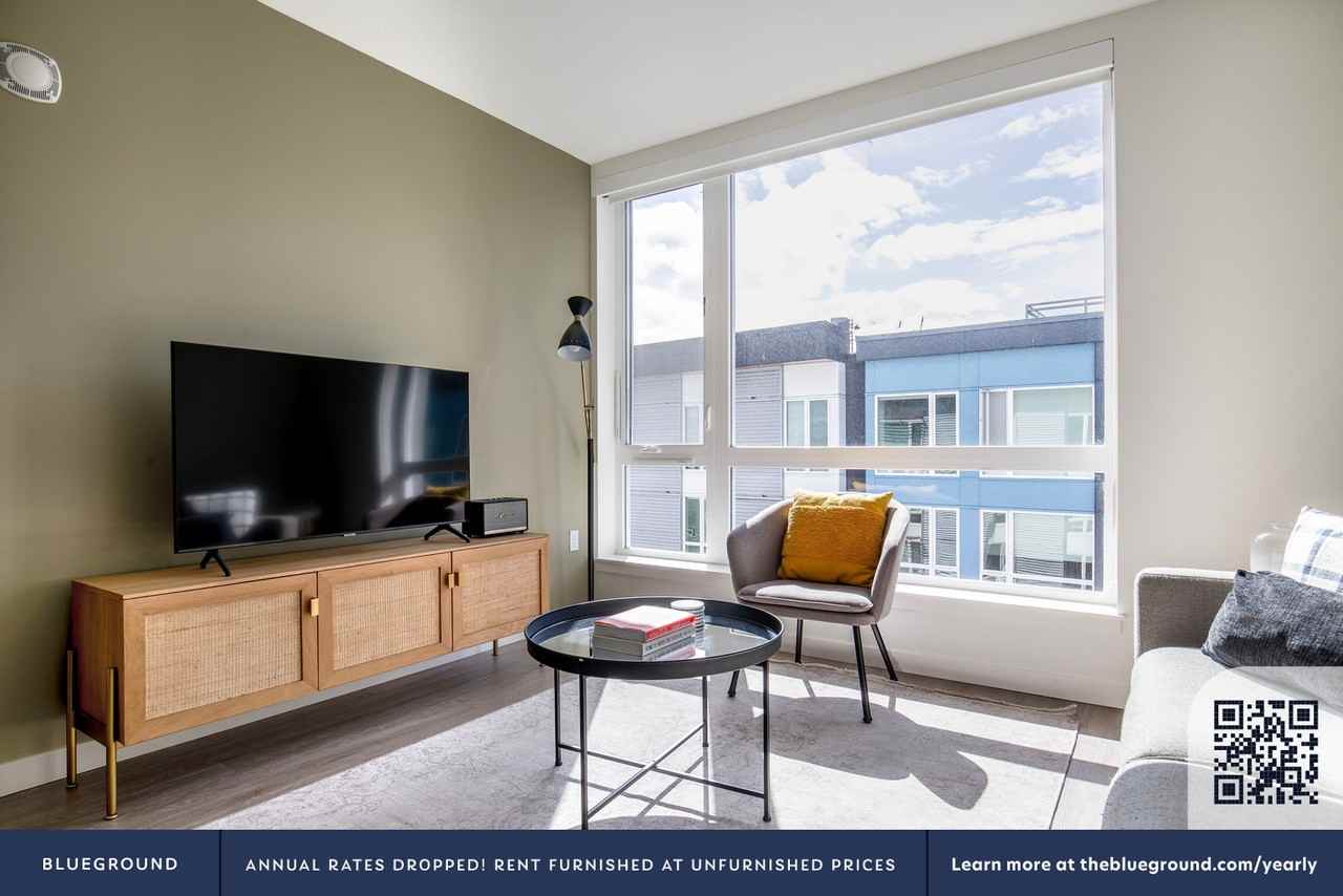 120 Broadway - Photo 4 of 98