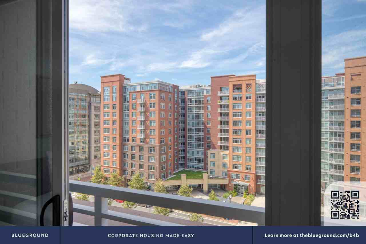 3400 Potomac Avenue - Photo 6 of 107