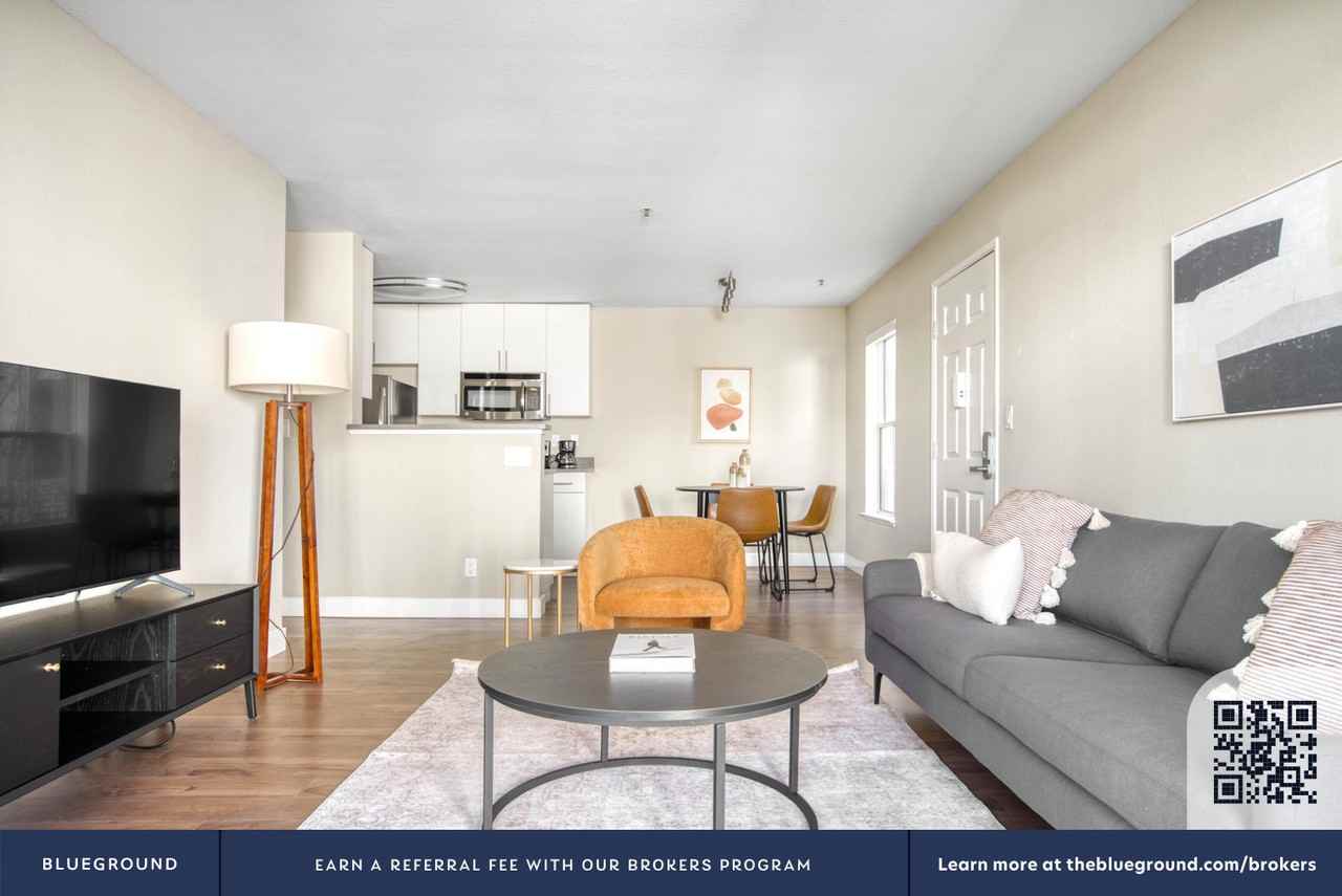 801 Church Street - Photo 5 of 41