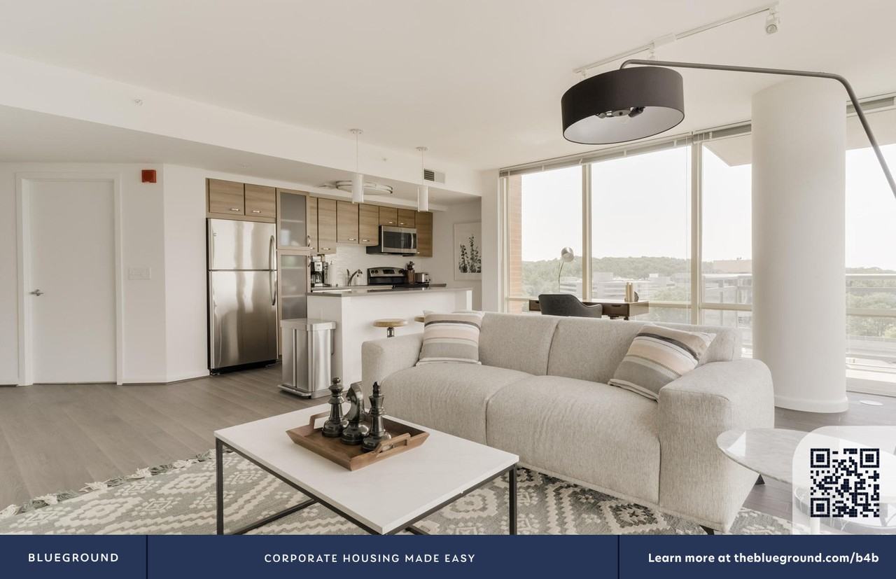 8421 Broad Street - Photo 6 of 29