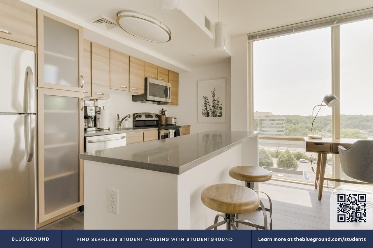 8421 Broad Street - Photo 7 of 29