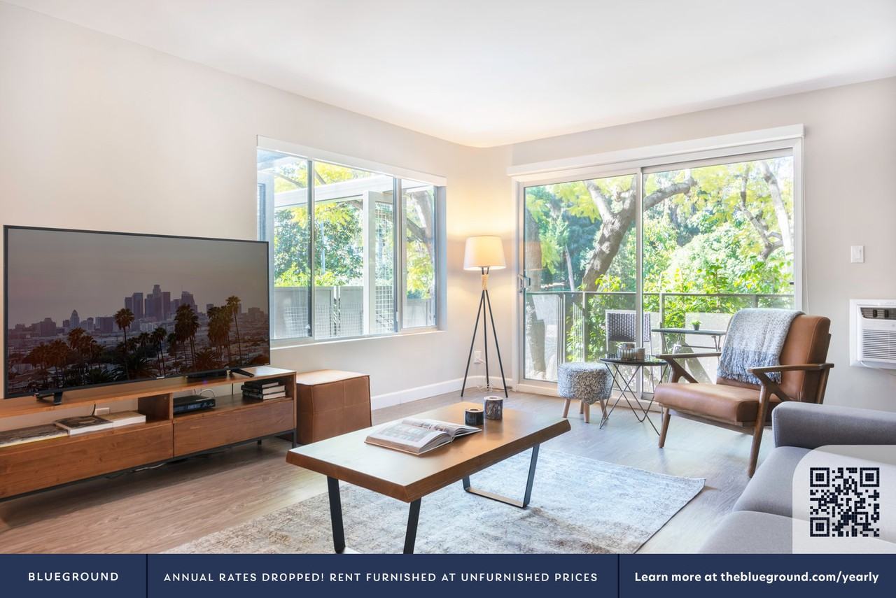 870 Hilgard Avenue #54 - Photo 3 of 26