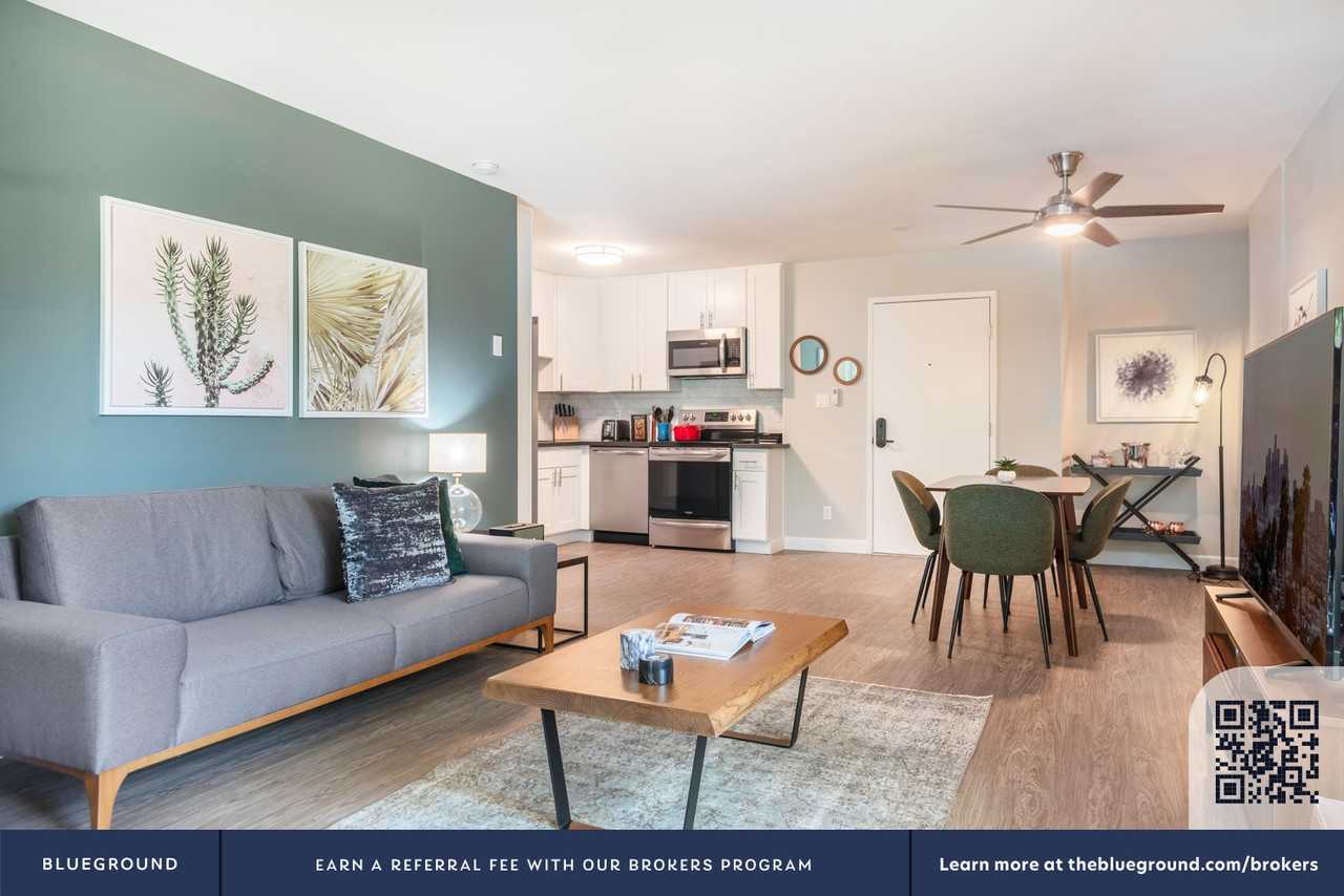 870 Hilgard Avenue #54 - Photo 4 of 26