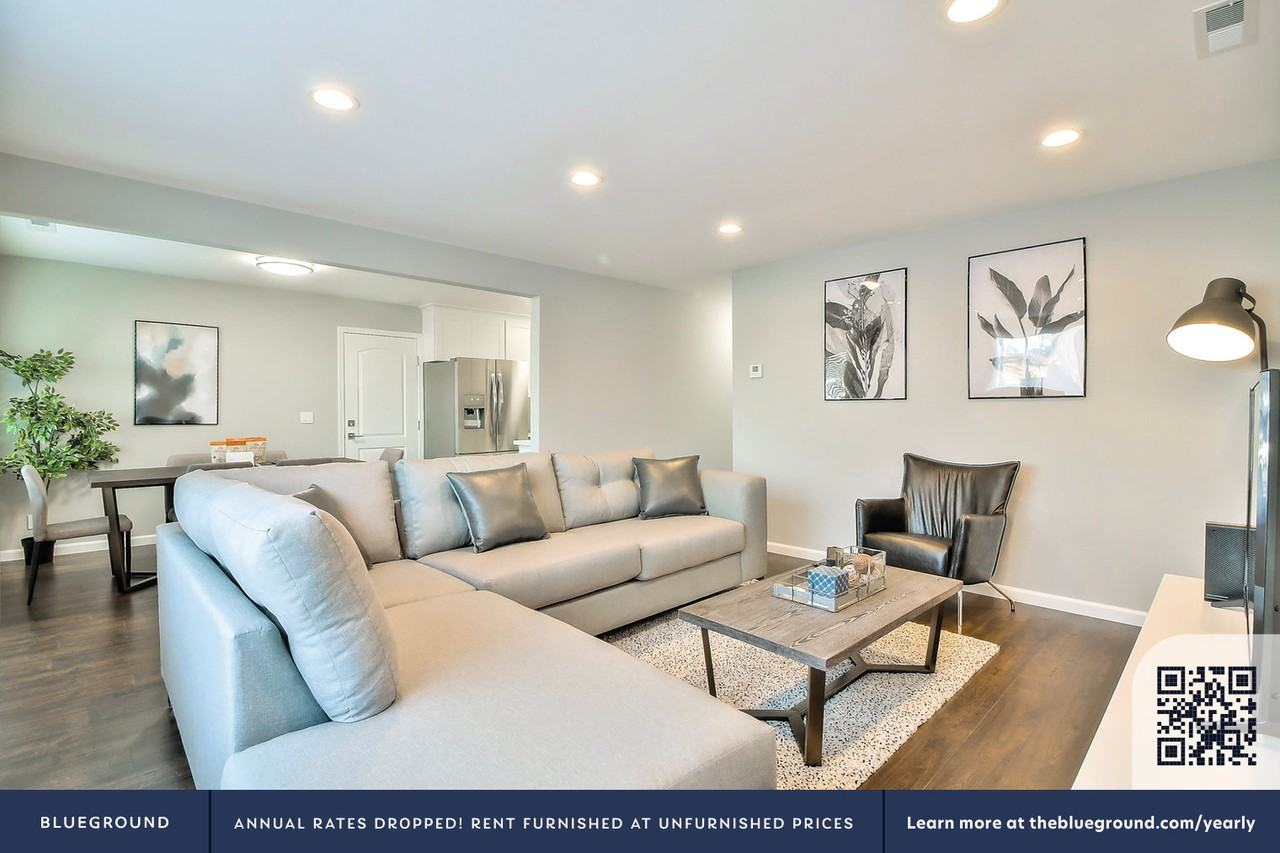 725 San Simeon St #1617 - Photo 3 of 18