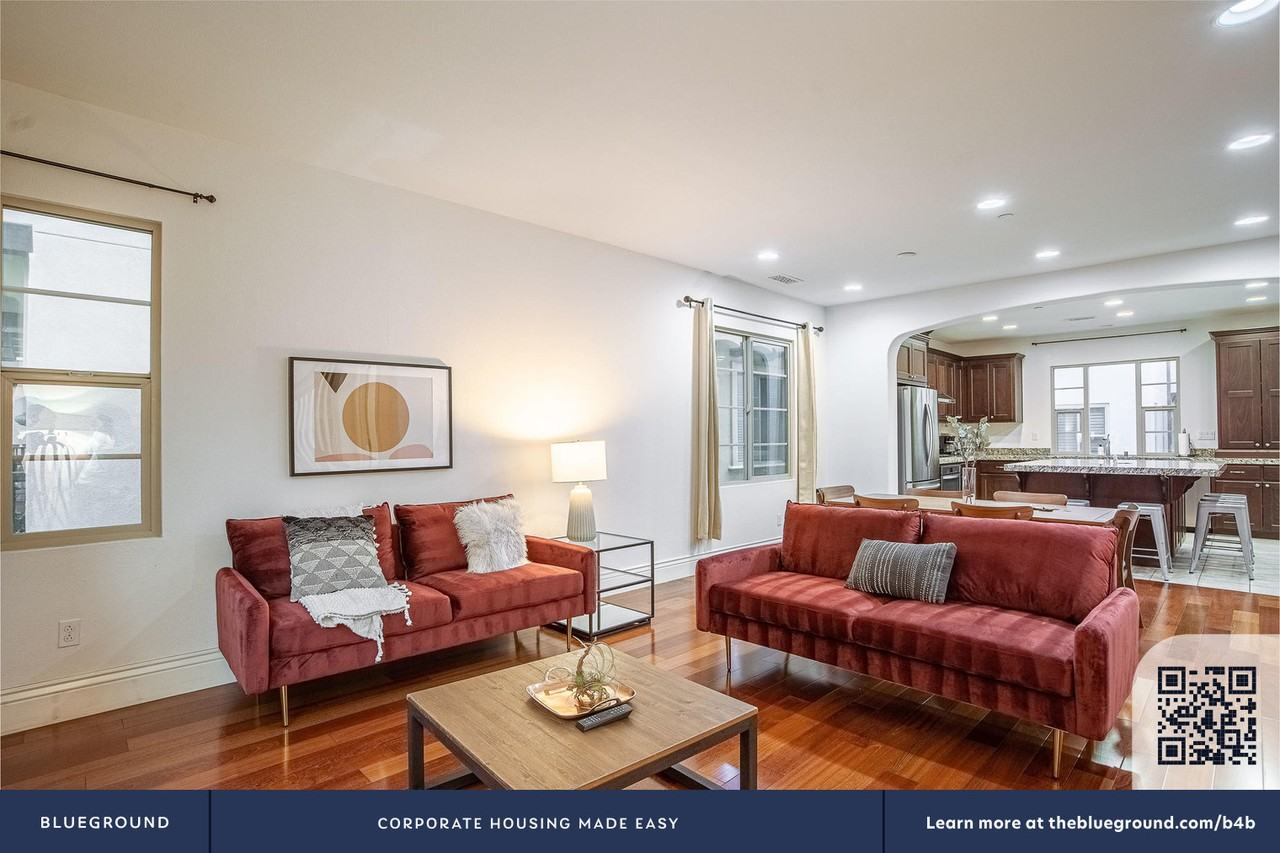 82 Pimentel Cir #1554 - Photo 5 of 33