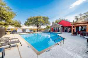 featured image of 6808 S Interstate 35