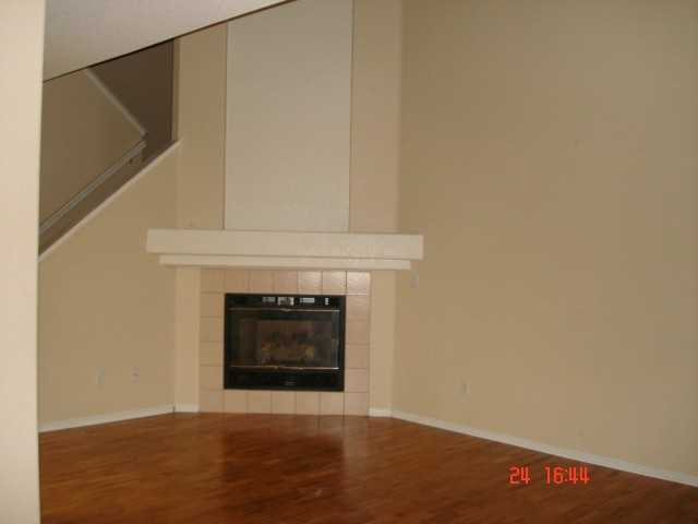 9580 Brentwood Way #B - Photo 3 of 17