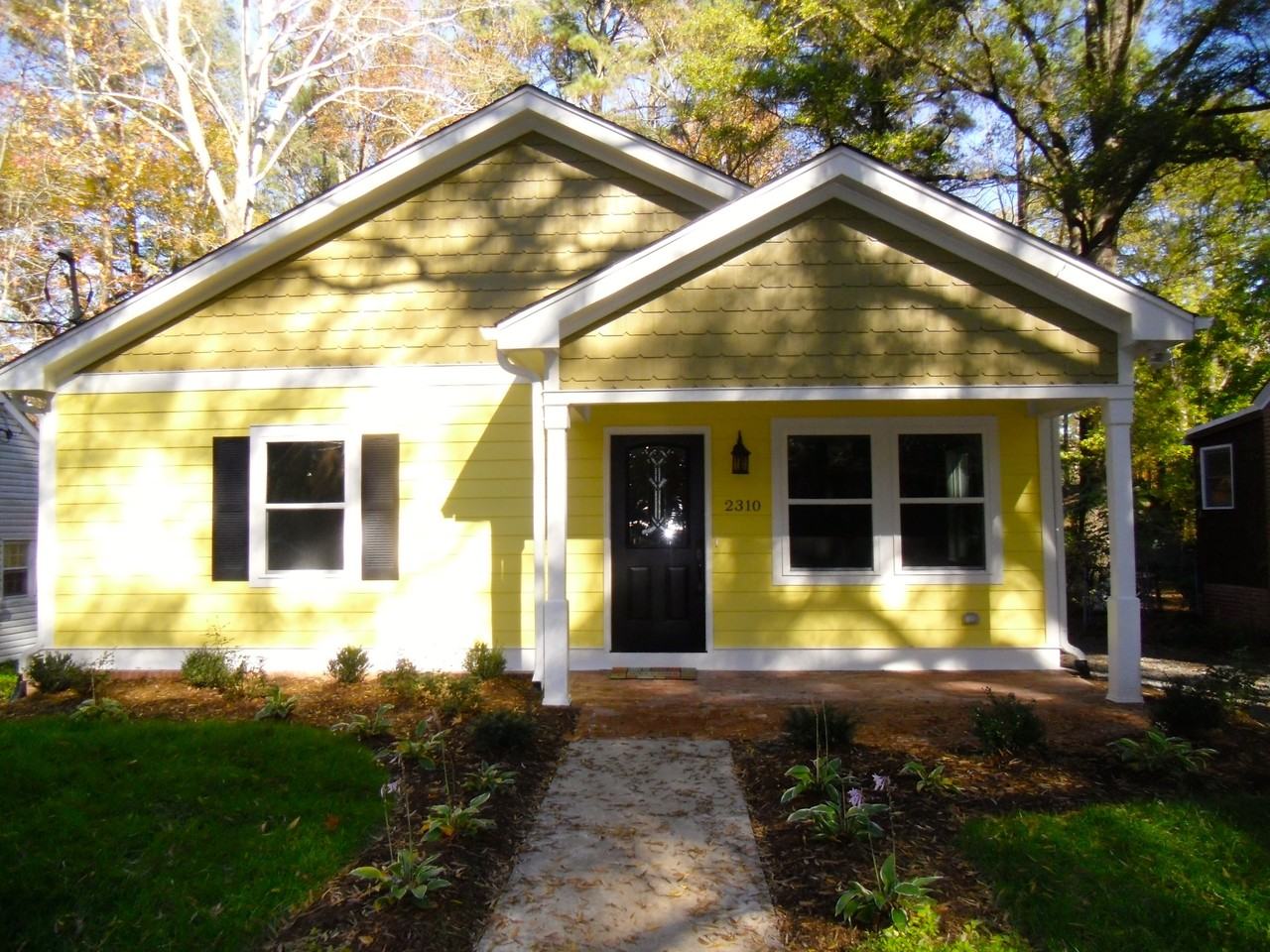 2310 Wilson St - Photo 2 of 14