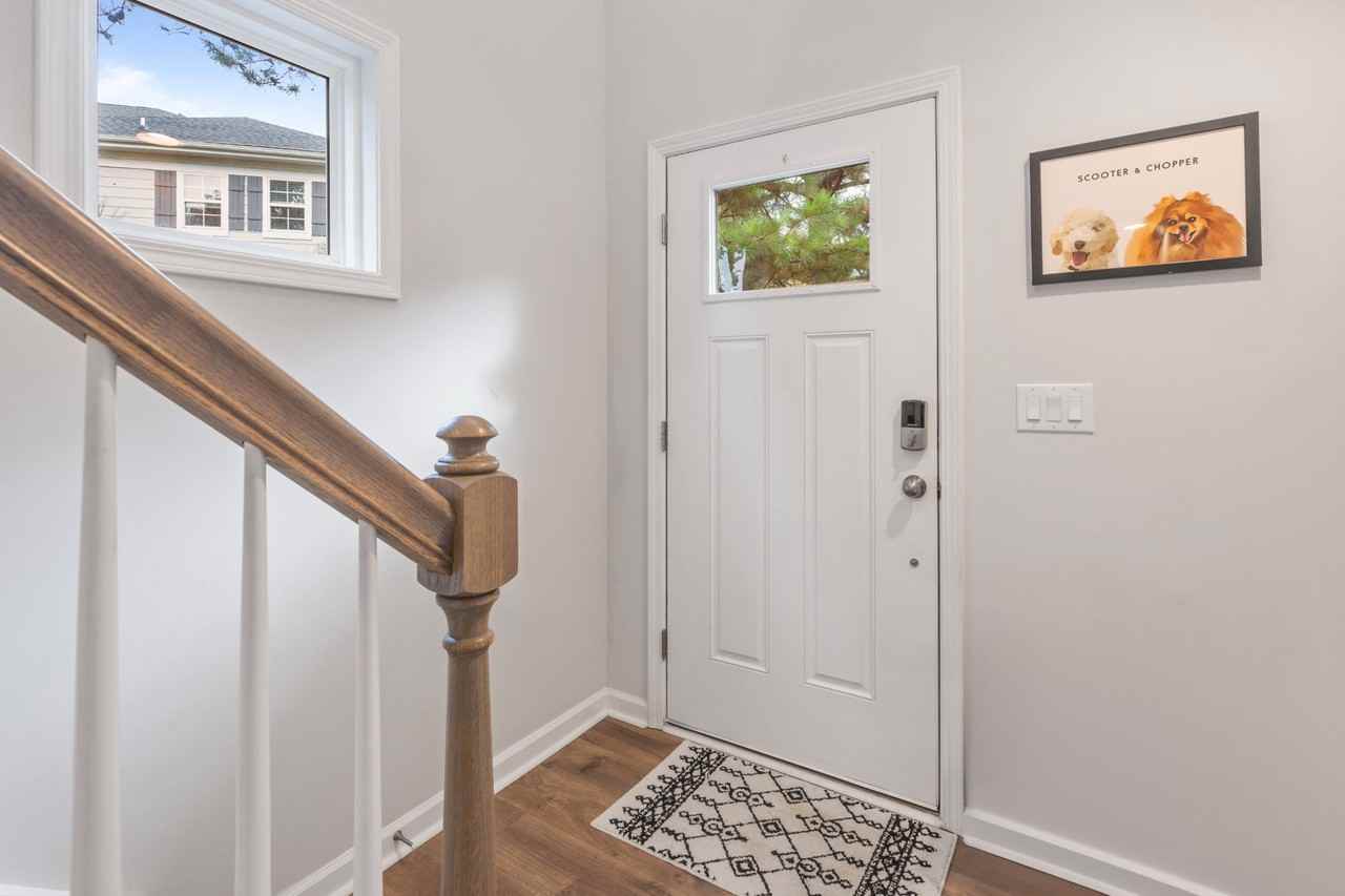 214 Maidstone Trail #214 - Photo 5 of 38